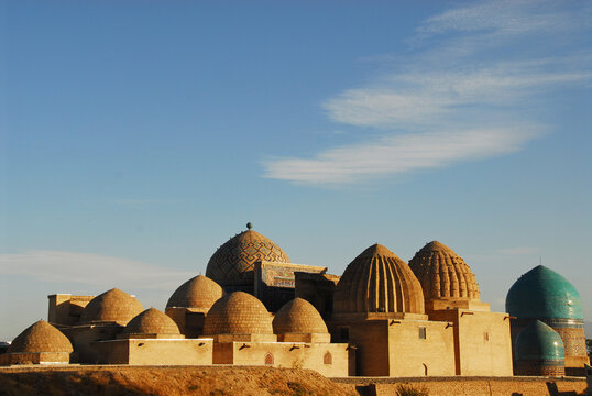 Shah-i-Zinda necropolis with brick cupolas, Samarkand, Uzbekistan
