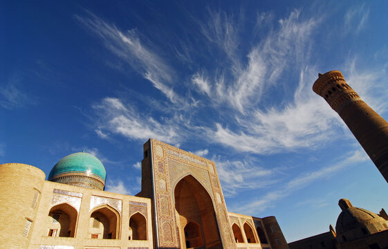 The Kalyan Minaret above the Po-i-Kalyan mosque, Bukhara, Uzbekistan