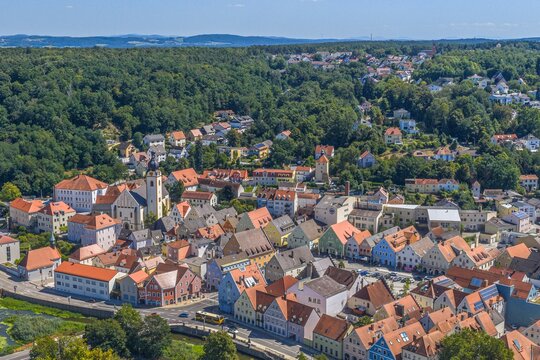 Die oberpf&auml;lzer Kreisstadt Schwandorf an der Naab aus der Vogelperspektive
