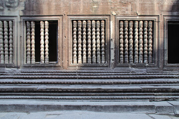 Obraz premium ruined khmer hindu and buddhist temple (angkor vat) in angkor in siem reap in cambodia 