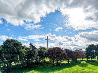 Obraz premium the cross in phoenix park dublin ireland