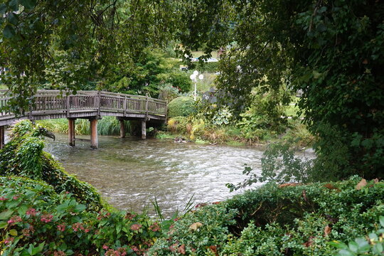 Seeboden am Millst&auml;tter See, K&auml;rnten, schattiger Park