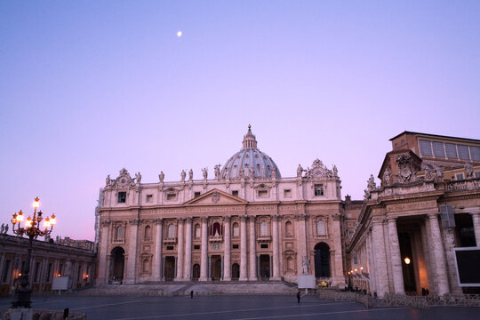 Italy, Rome, St. Peter's Basilica at twilight