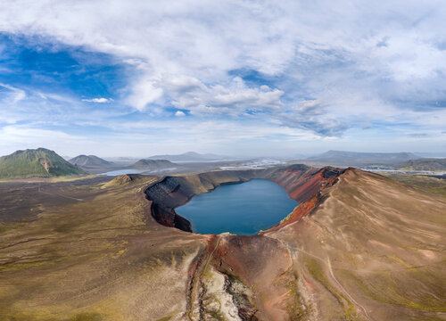 Aerial vista reveals Lj�tipollur crater lake in Iceland