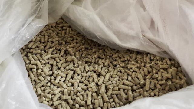 Bulk Animal Feed Pellets Inside Sack for Agriculture and Poultry Farm Industry