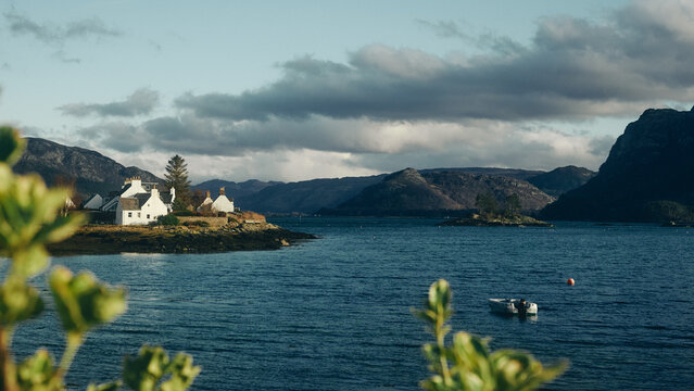 houses and mountains by the water in Plockton