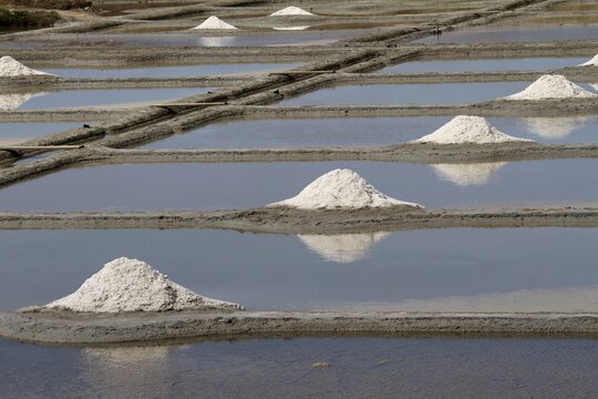 Les marais salants de Gu&eacute;rande en Loire-Atlantique
