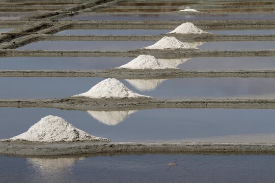 Les marais salants de Gu&eacute;rande en Loire-Atlantique