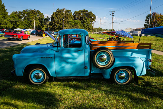 1954 Dodge Job-Rated blue stepside pickup side profile