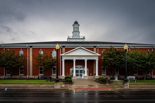 Mississippi County Courthouse Front in Charleston Missouri