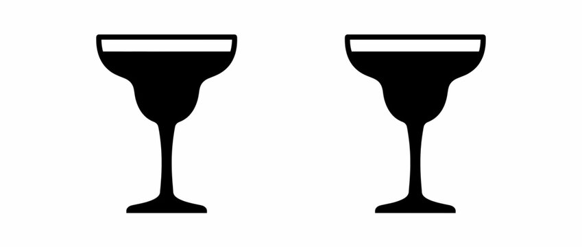 Margarita glasses with salt rim isolated on transparent background. Cocktail glassware icons for branding. Margarita, cocktail glasses. Vector illustration.