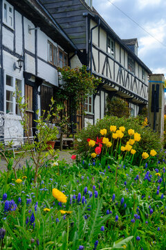 A picturesque group of idyllic cottages near Abbey Mill in the town of Tewkesbury, Gloucestershire, Severn Vale, UK