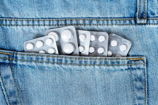 Pills in the Pocket closeup