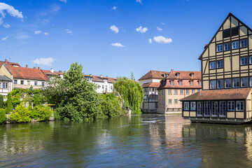 Obraz premium Historic houses at the Regnitz river in Bamberg, Germany