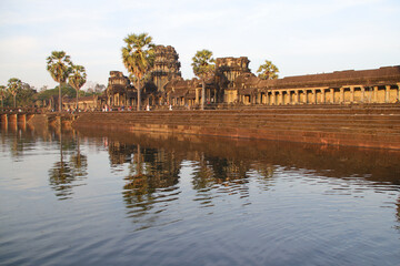 Fototapeta premium ruined khmer hindu and buddhist temple (angkor wat) in angkor in siem reap in cambodia 