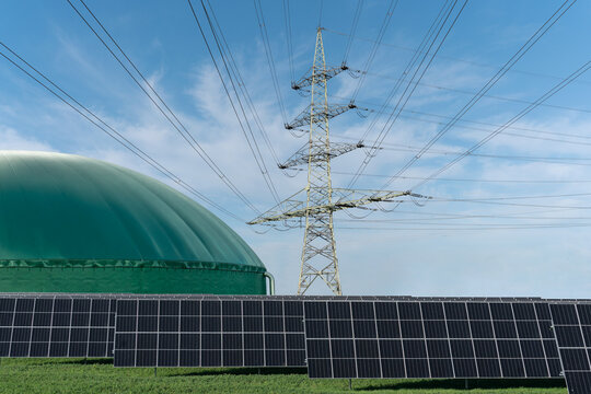 EEG-Novelle 2027 mit Freifl&auml;chen-Photovoltaik, Biogasanlage und Einbindung ins Stromnetz