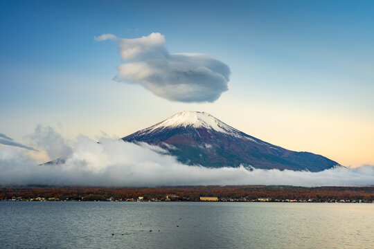 Mountain fuji with Lenticular Cloud, Yamanaka Lake, Japan
