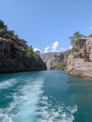 island in the sea © Samanta