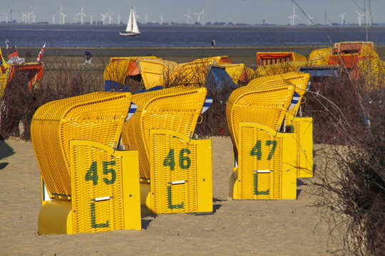 Strandk&ouml;rbe an der Nordsee
