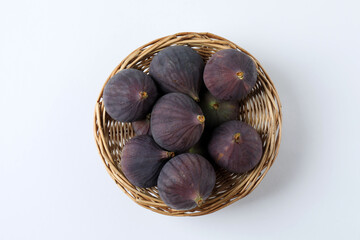 Fresh autumn figs on a colored background.  © Pixora ST 