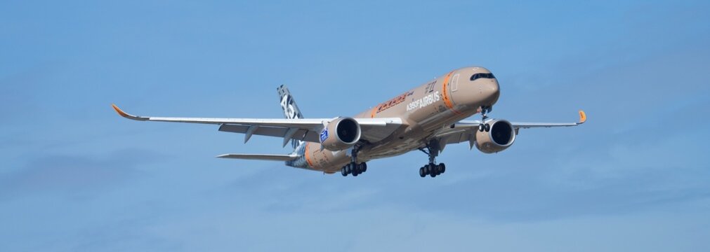Airbus A350F atterrissage banni&egrave;re