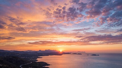 Fototapeta premium Panoramic Sunset Sky with Vibrant Clouds and Copyspace