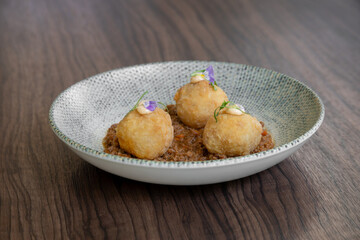 potato croquettes © Daniel Escobar Photo