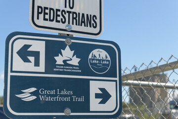 Fototapeta premium Great Lakes Waterfront Trail sign in Toronto