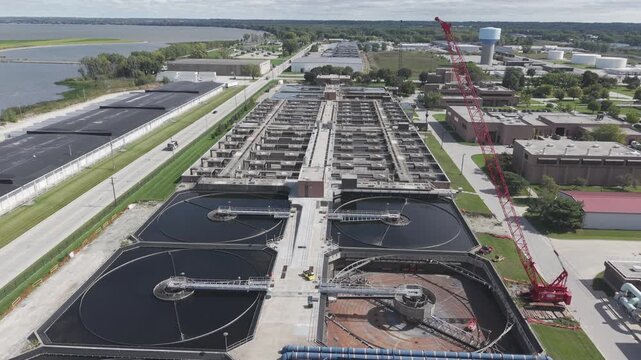 The Green Bay Metropolitan Sewerage District. It treats an average of about 30 to 41 million gallons of wastewater per day for the city of Green Bay, Wisconsin, and surrounding communities.