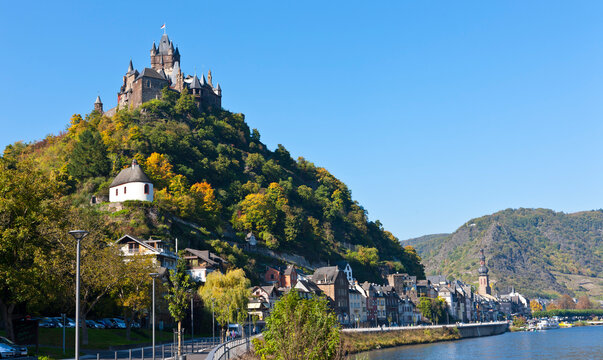 Germany, Rhineland Palatinate, View of Imperial Castle in Cochem
