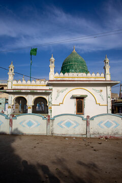 Green domed mosque, Mandvi, India