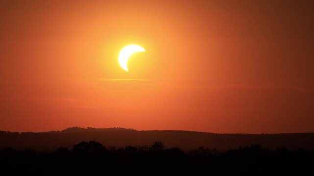 August 2026 partial solar eclipse timelapse