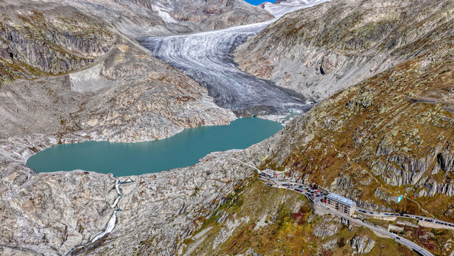 Rhonegletscher und Furkapassstrasse in den Schweizer Alpen &ndash; September 2026
