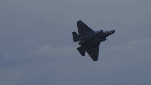 F-35 doing high speed turn and flip during an air show demo