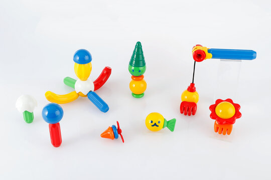 Colorful Educational Construction Toy Pieces For Creative Children