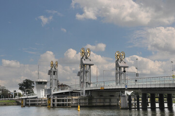 Fototapeta premium Stadsbrug (Stadtbrücke) in Kampen
