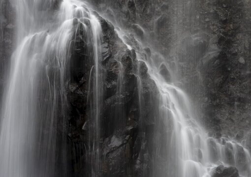 Detail photo Bandokoro waterfall, long exposure, Nagano, Matsumoto, Japan