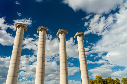 Spain, Barcelona, Montju&iuml;c, Palau Nacional.  The "pillars" near the Palau Nacional in Barcelona, known as the Four Columns represent the four stripes of the Catalan flag.
