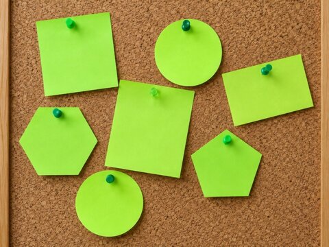 Green Blank Notes in Mixed Shapes