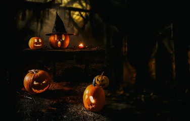 spooky Halloween background with jack'o'lanterns in the night © Melinda Nagy