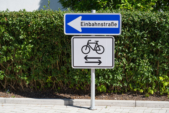 German one way street sign with bicycle exception in Soest