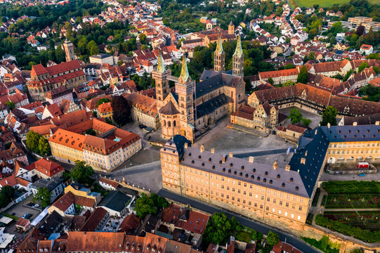 Luftaufnahme, Deutschland, Bayern, Oberfranken, Bamberg, Bamberger Dom mit neuer Residenz