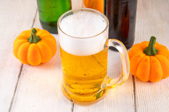  Frothy spicy pumpkin Ale or beer