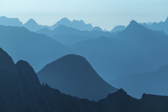 Blue hour with peaks of the Allg&auml;u Alps, Lechleiten, Warth, Lechtal, Vorarlberg, Austria