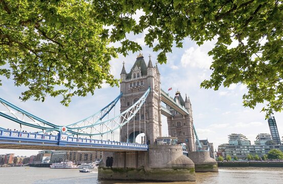 Tower Bridge over the Thames, Southwark, London, England, Great Britain