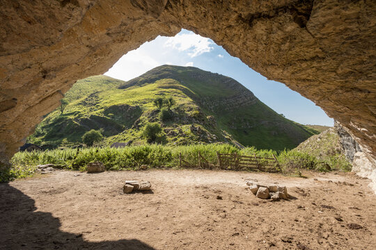 Grotte d'Harp&eacute;a