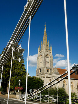UK, England, Buckinghamshire, Marlow bridge and church