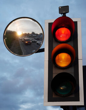 UK, England, traffic lights red and amber