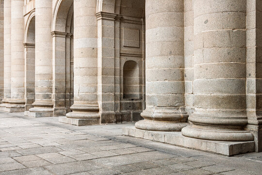 San Lorenzo de El Escorial Basilica: Ancient Portico Columns
