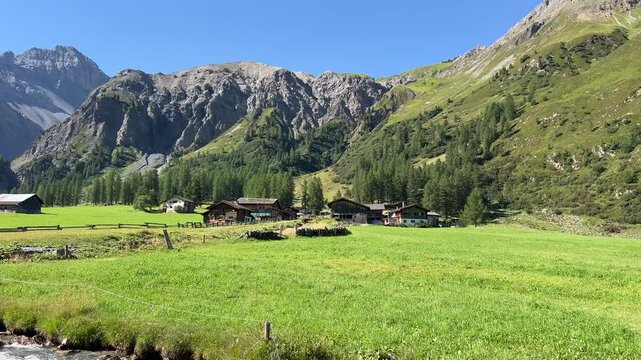 Davos in den Bergen.